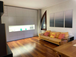 Le Palme - Appartamento elegante e moderno con garage privato
